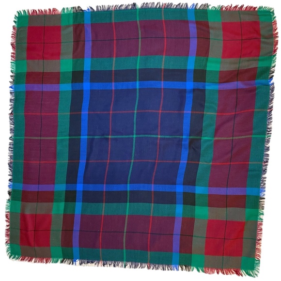 🇯🇵 Vera Tartan Plaid Square Scarf – Made in Japan – Acrylic with Fringe - Picture 4 of 12